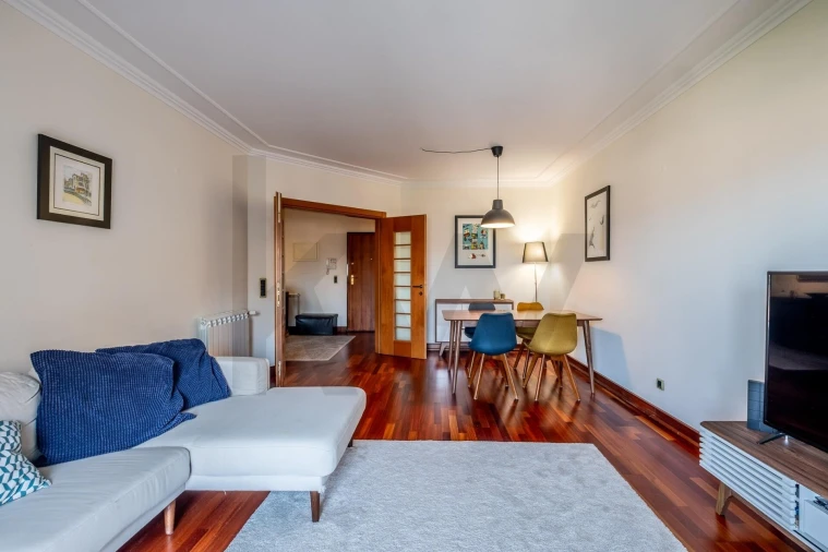 Apartamento T3 para Venda em Santo António dos Cavaleiros e Frielas Foto 4