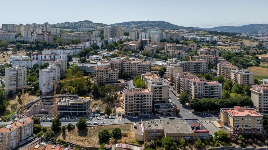 Apartamento T3 para Venda em Santo António dos Cavaleiros e Frielas Foto 39