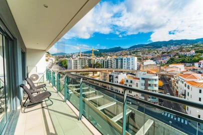 Apartamento T2 para Venda em Funchal (São Pedro)