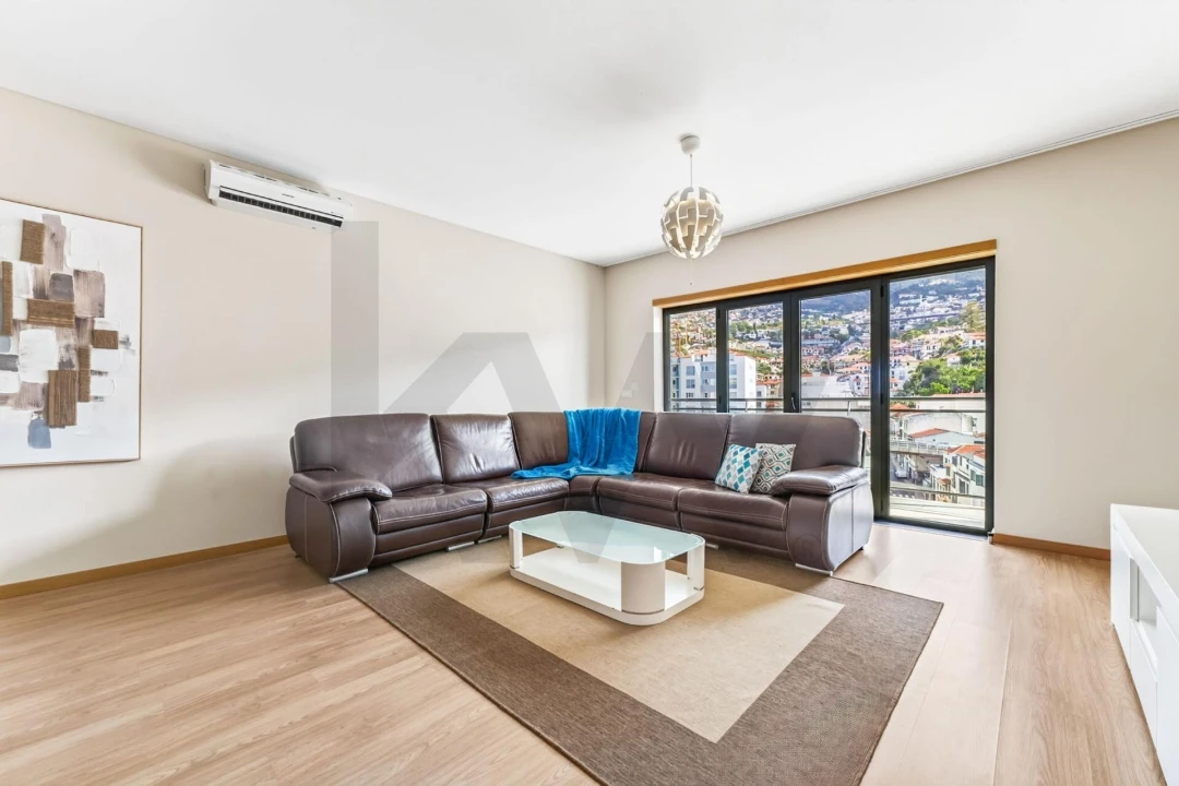 Apartamento T2 para Venda em Funchal (São Pedro) Foto 3