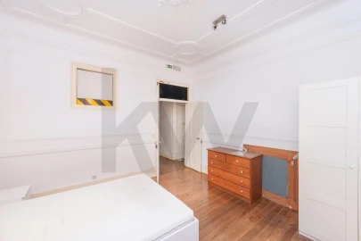 Apartamento T7 para Venda em Arroios