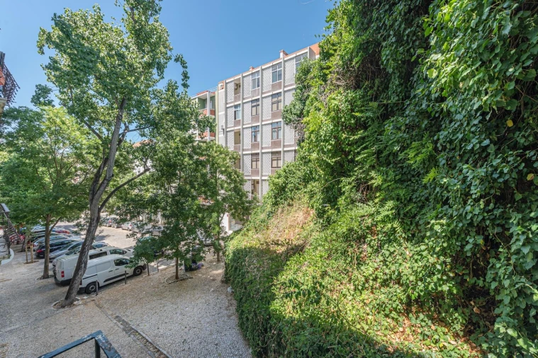 Apartamento T7 para Venda em Arroios Foto 5