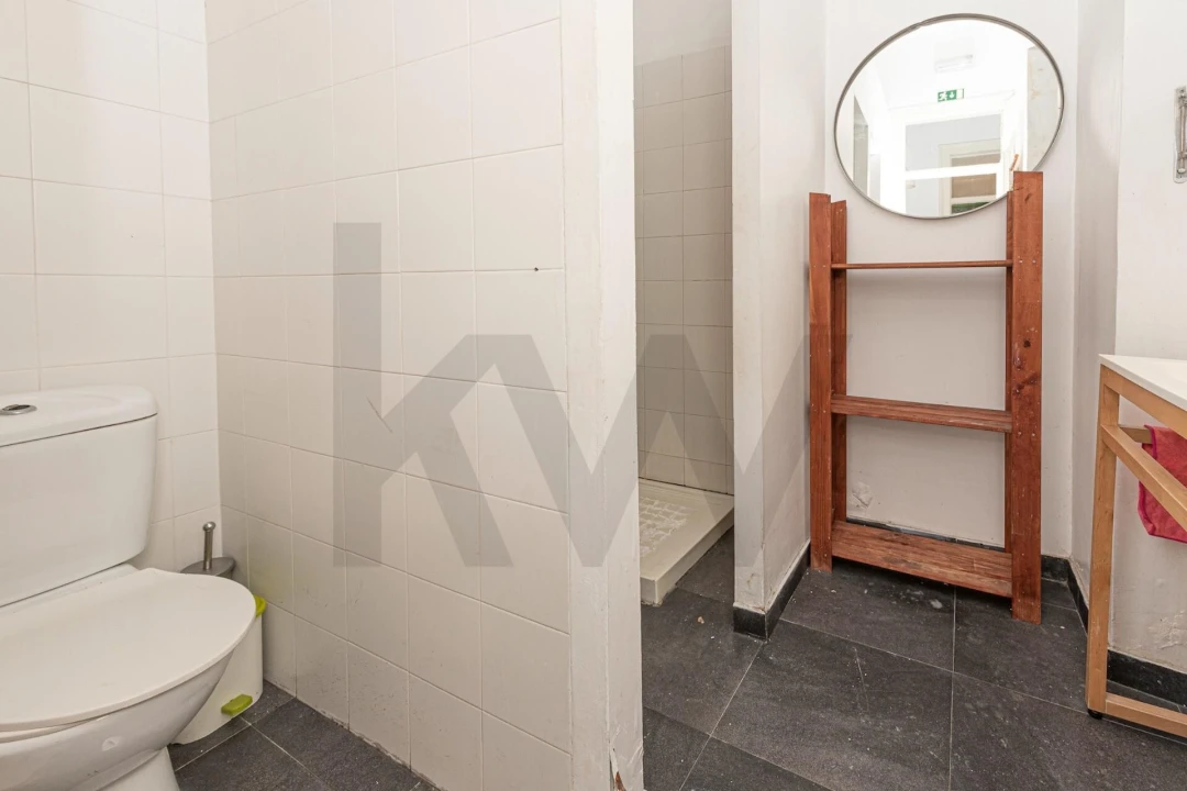 Apartamento T7 para Venda em Arroios Foto 37
