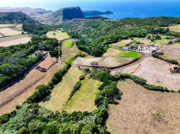 Moradia T3 para Venda em São Pedro