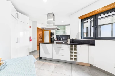 Apartamento T3 para Venda em Funchal (São Pedro)