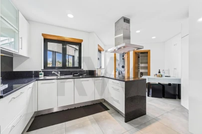 Apartamento T3 para Venda em Funchal (São Pedro)