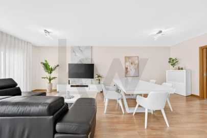 Apartamento T3 para Venda em Funchal (São Pedro)