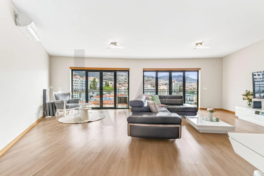 Apartamento T3 para Venda em Funchal (São Pedro) Foto 6