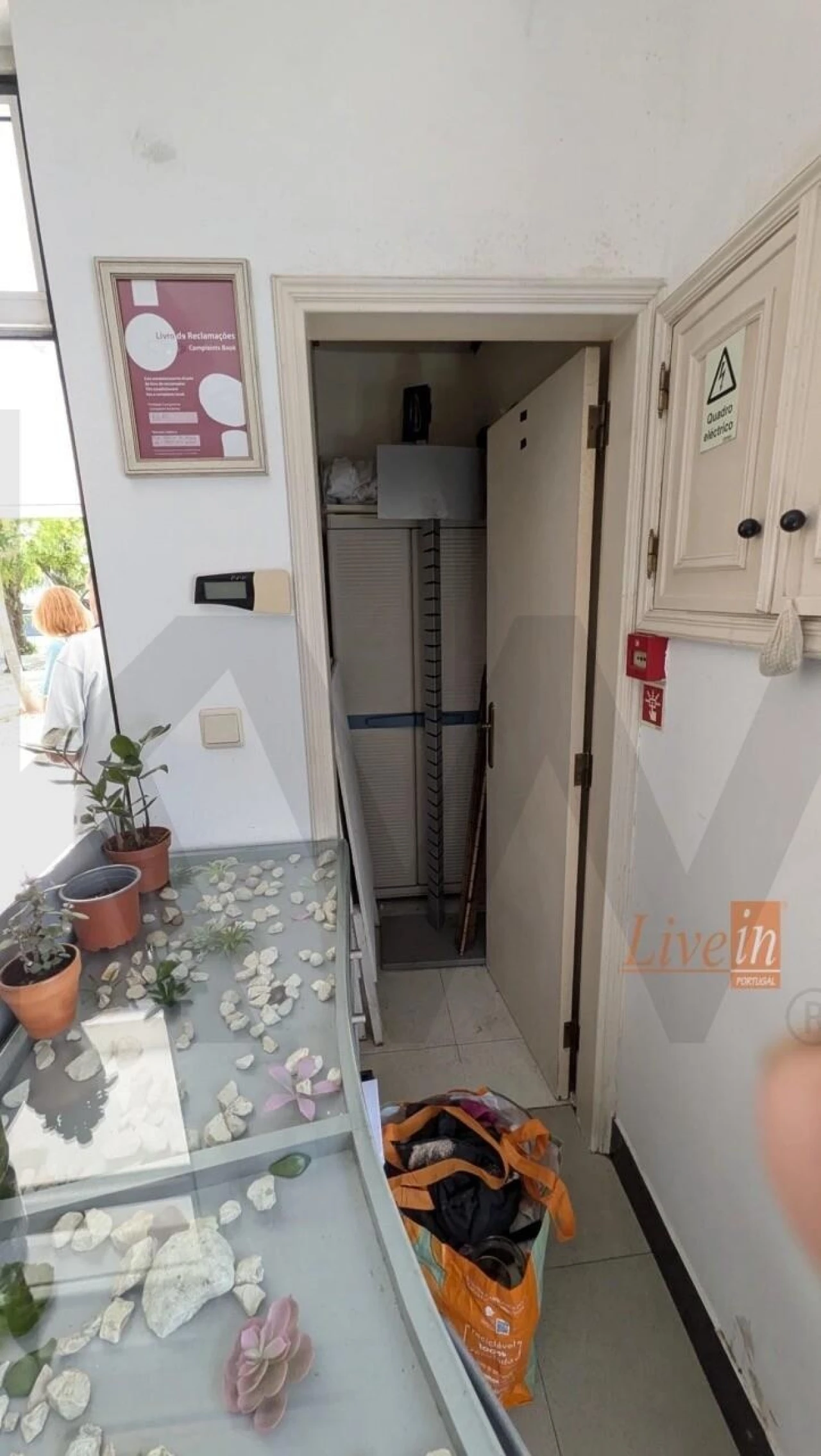 Negócio para Arrendamento em São Domingos de Rana Foto 3