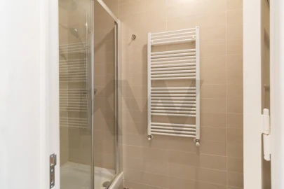 Apartamento T4 para Arrendamento em Avenidas Novas