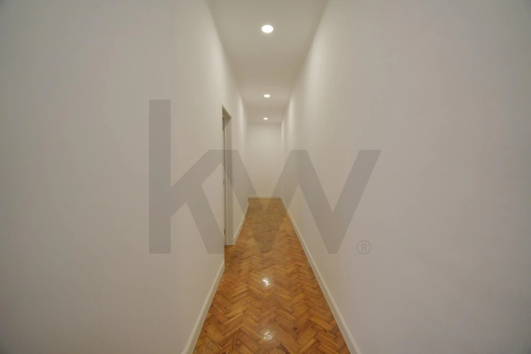 Apartamento T4 para Arrendamento em Arroios Foto 4