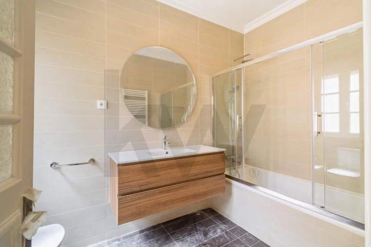 Apartamento T4 para Arrendamento em Avenidas Novas Foto 12
