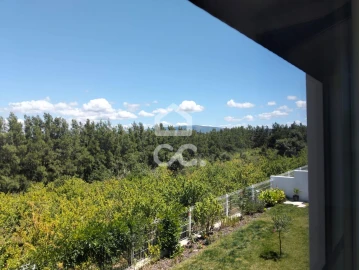 Moradia T3 para Venda em Bombarral e Vale Covo