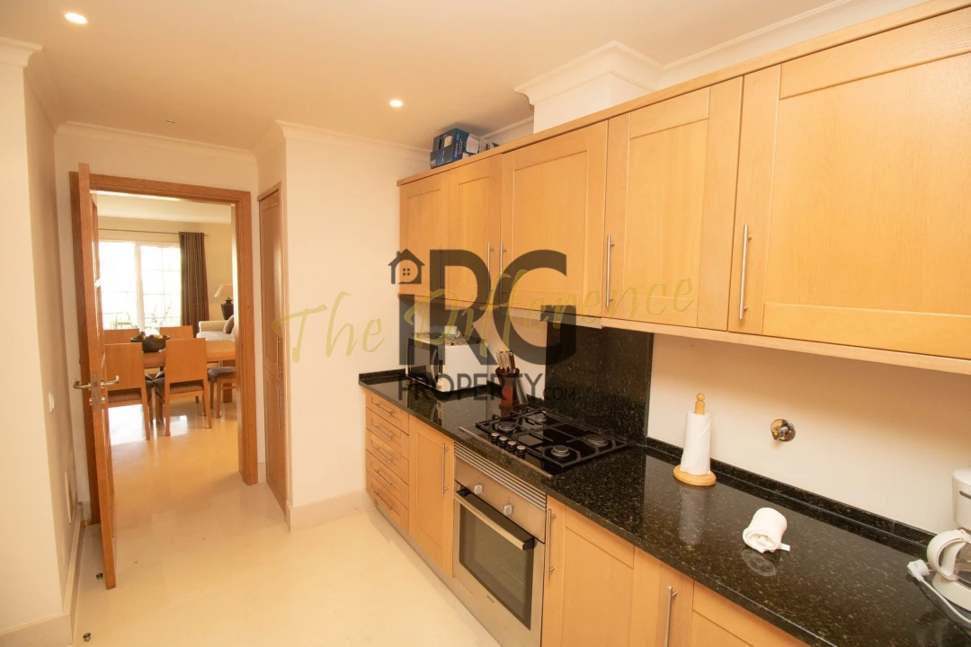 Apartamento T2 para Venda em Quarteira Foto 20