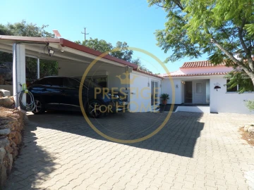 Moradia T3 para Venda em Loule (São Clemente)