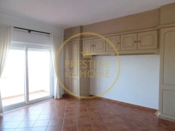 Moradia T3 para Venda em Santa Barbara de Nexe