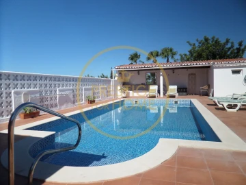 Moradia T3 para Venda em Loule (São Clemente)