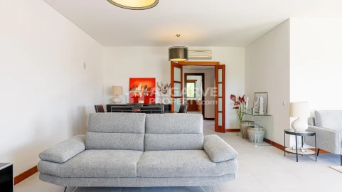 Apartamento T2 para Venda em Quarteira