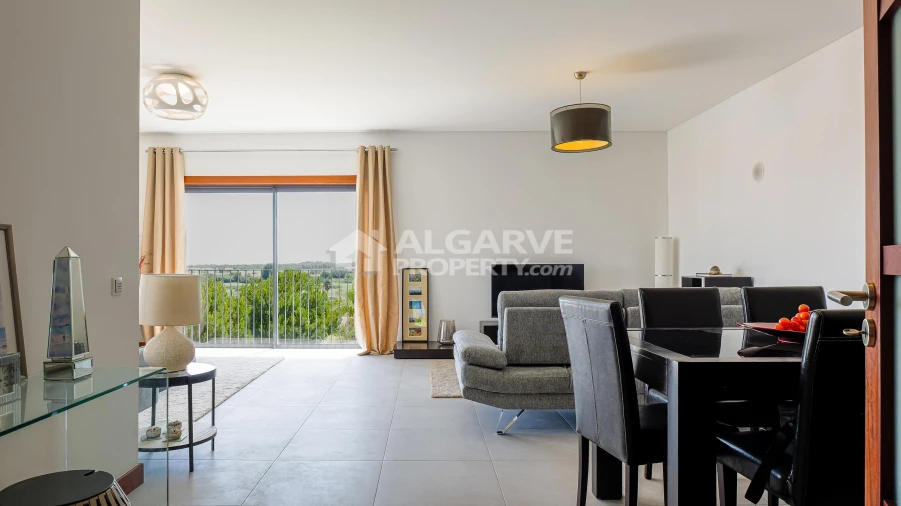 Apartamento T2 para Venda em Quarteira Foto 8
