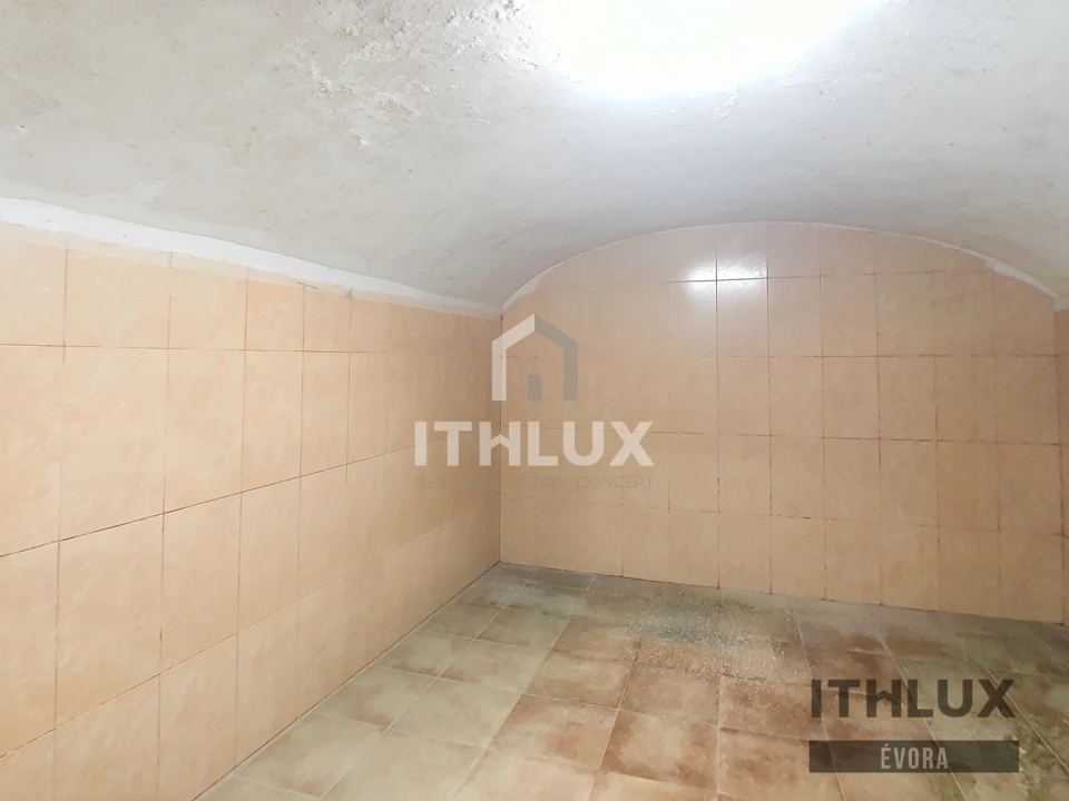 Apartamento T3 para Venda em Caia, São Pedro e Alcáçova Foto 9