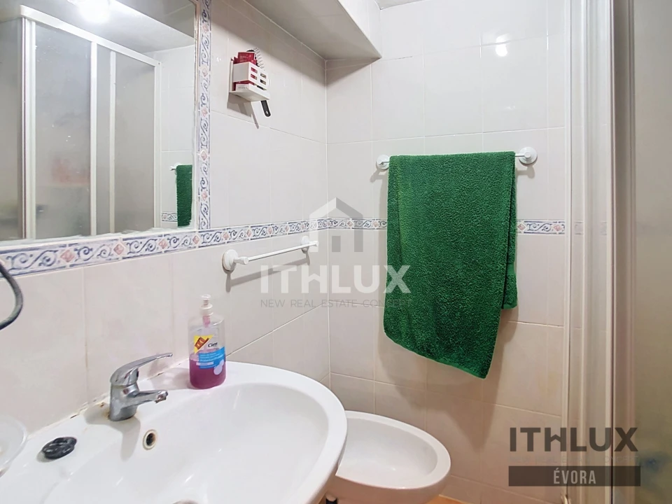 Apartamento T3 para Venda em Caia, São Pedro e Alcáçova Foto 10