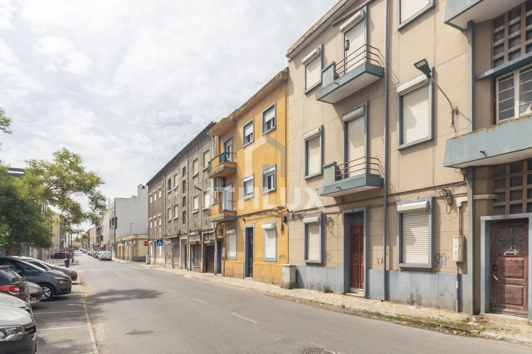 Apartamento T3 para Venda em Alto do Seixalinho, Santo André e Verderena Foto 2