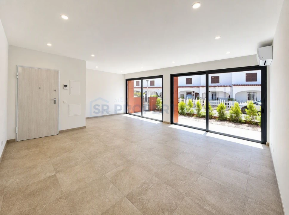 Apartamento T2 para Venda em Quarteira Foto 5