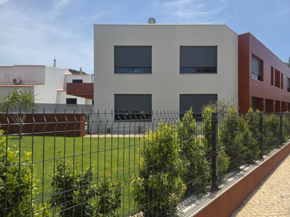 Apartamento T2 para Venda em Quarteira Foto 27