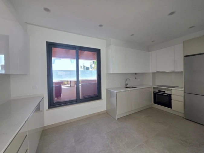 Apartamento T2 para Venda em Quarteira Foto 9