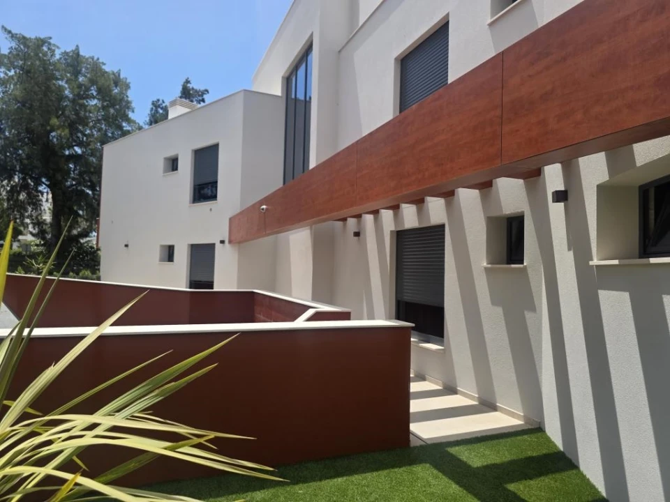 Apartamento T2 para Venda em Quarteira Foto 23