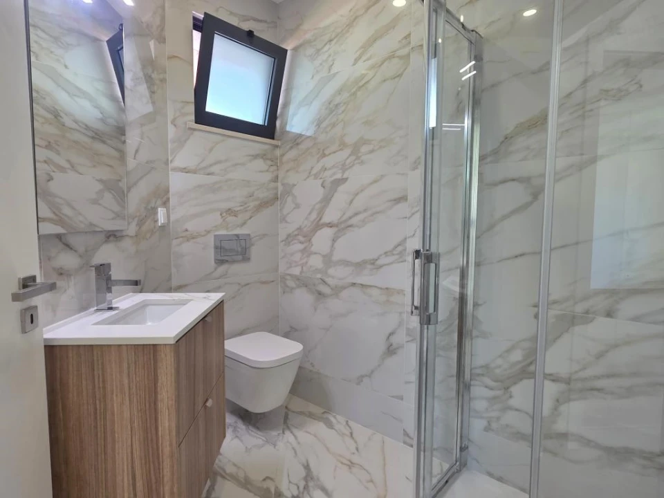 Apartamento T2 para Venda em Quarteira Foto 15