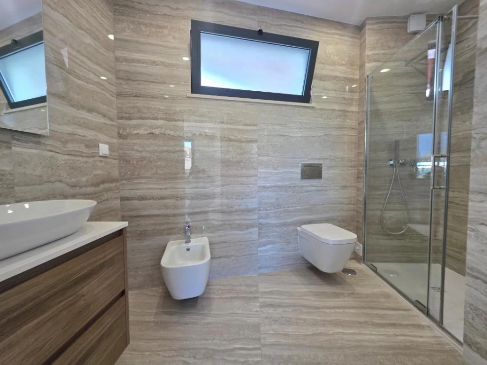 Apartamento T2 para Venda em Quarteira Foto 21