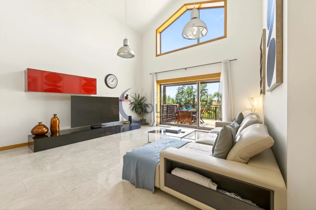 Apartamento T3 para Venda em Quarteira Foto 5