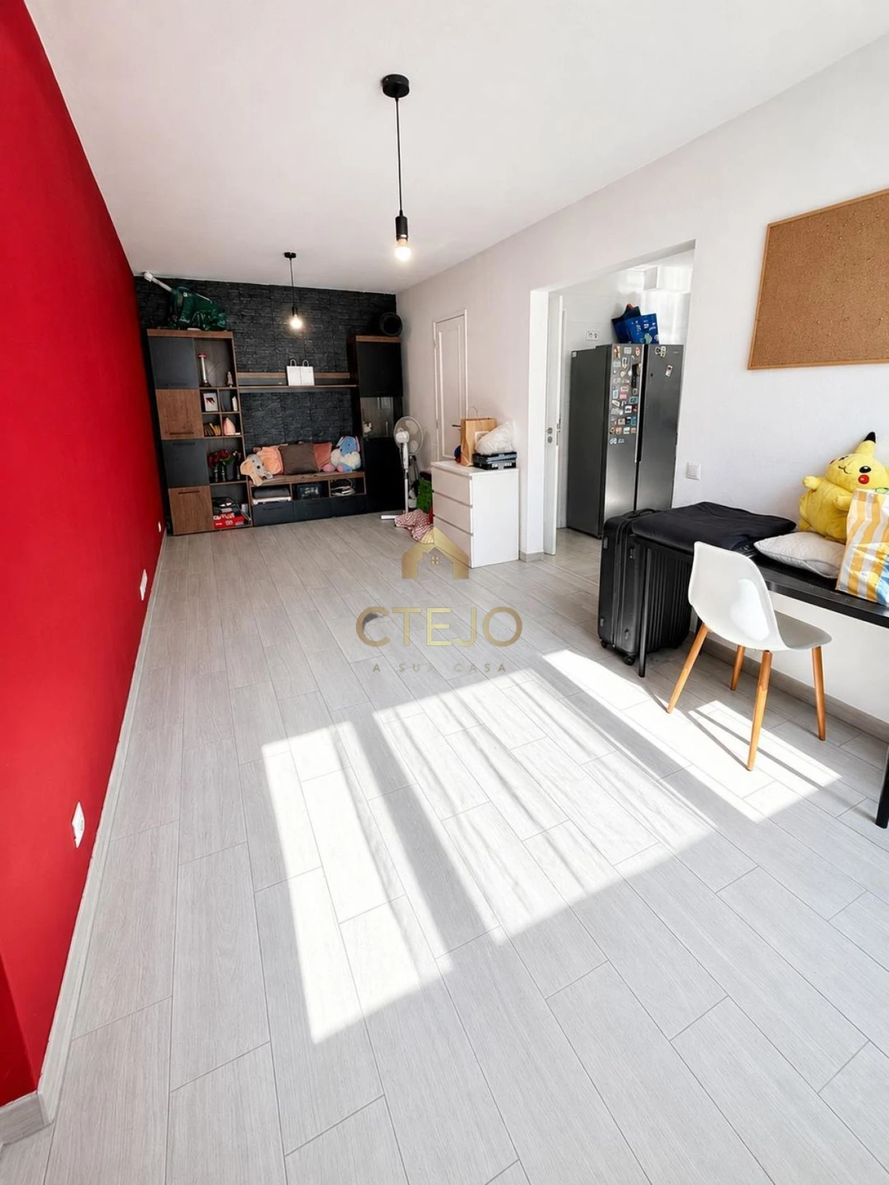 Apartamento T2 para Venda em Amora Foto 4