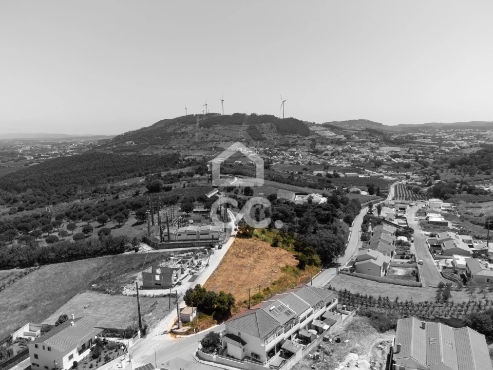 Terreno para Venda em Painho e Figueiros Foto 11