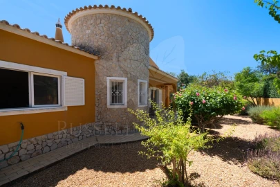 Moradia T4 para Venda em Loule (São Clemente)