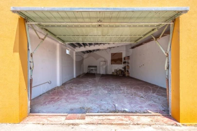 Moradia T4 para Venda em Loule (São Clemente)