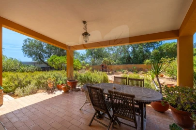 Moradia T4 para Venda em Loule (São Clemente)