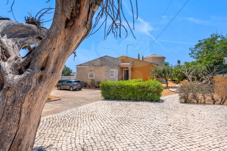 Moradia T4 para Venda em Loule (São Clemente) Foto 29