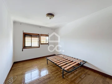 Apartamento T2 para Venda em Santa Maria Maior