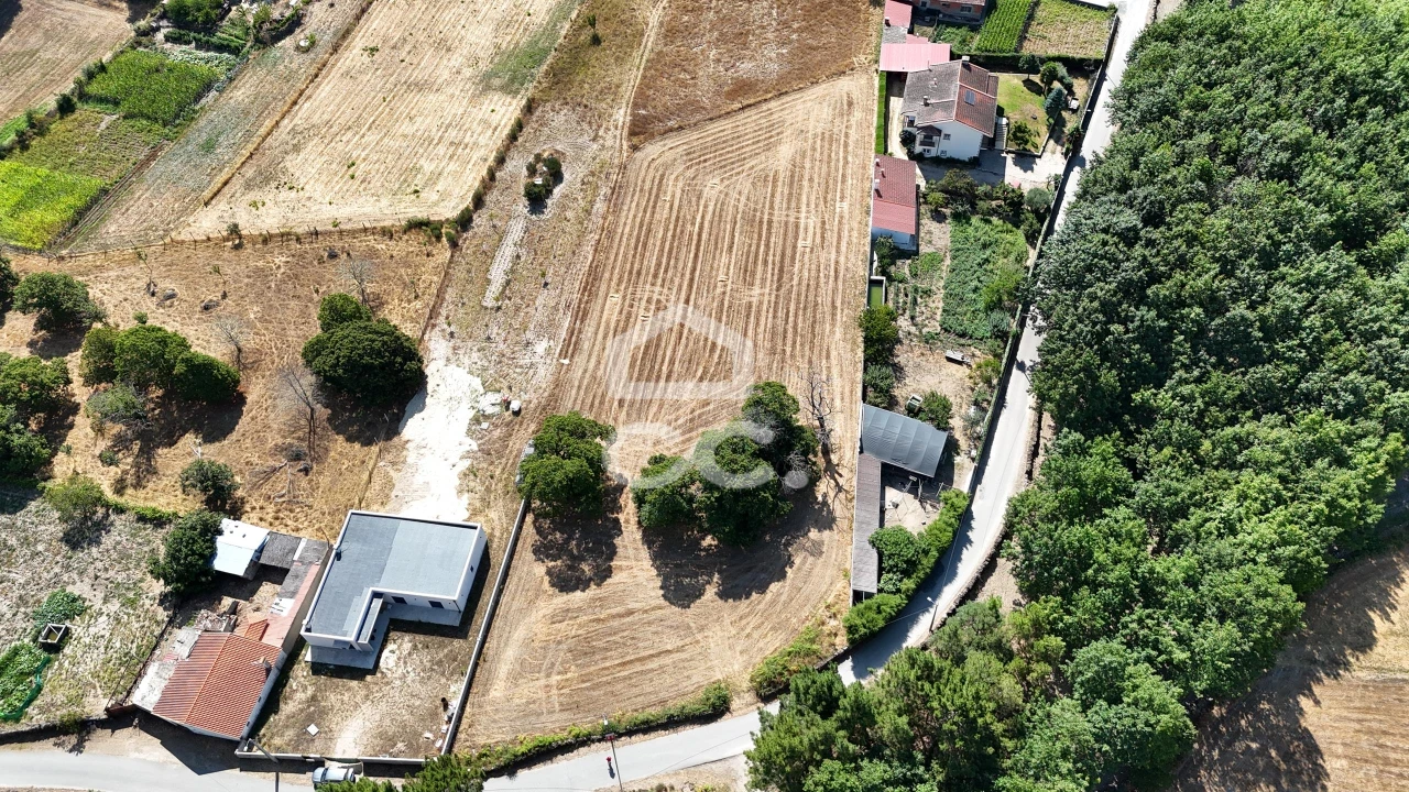 Terreno para Venda em Redondelo Foto 22
