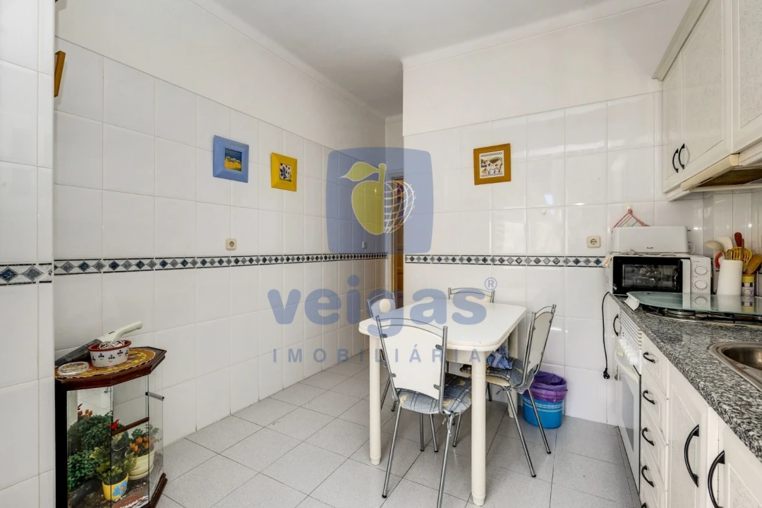 Apartamento T2 para Venda em Camarate, Unhos e Apelação Foto 2