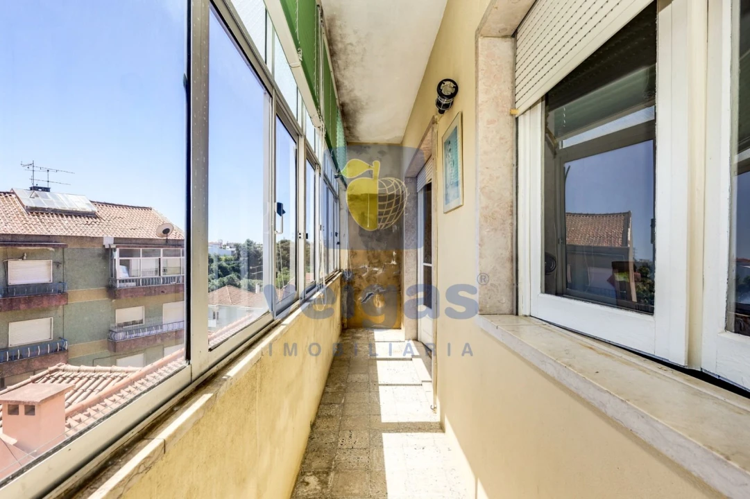 Apartamento T2 para Venda em Camarate, Unhos e Apelação Foto 4