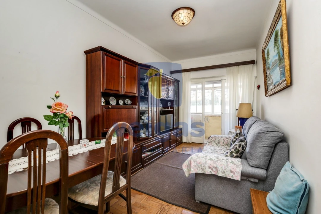 Apartamento T2 para Venda em Camarate, Unhos e Apelação Foto 3