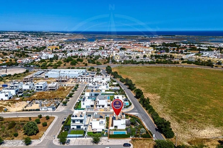 Moradia T4 para Venda em Tavira (Santa Maria e Santiago) Foto 18