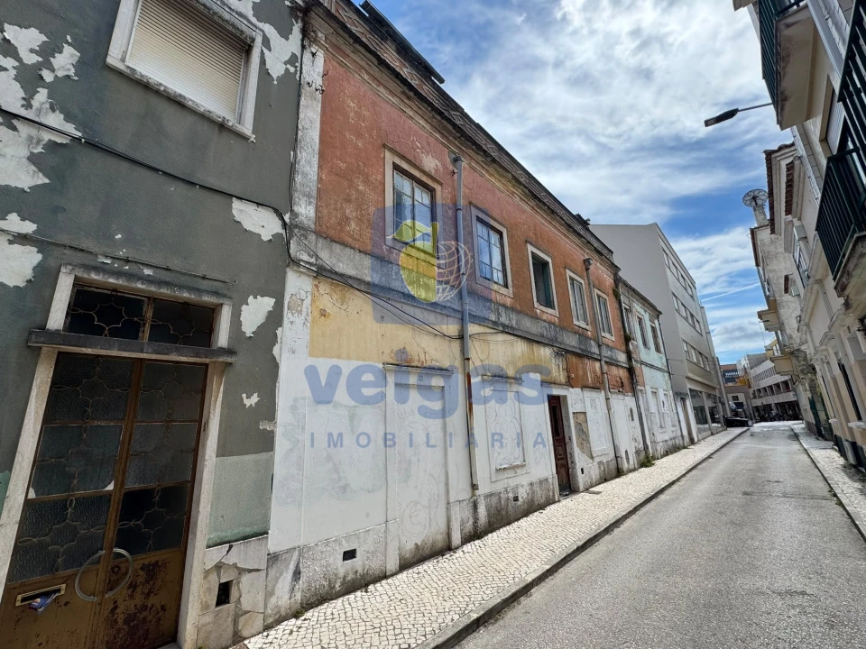 Prédio para Venda em Caldas da Rainha - Santo Onofre e Serra do Bouro Foto 2
