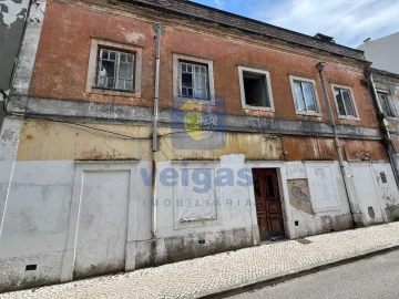 Prédio para Venda em Caldas da Rainha - Santo Onofre e Serra do Bouro