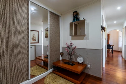 Apartamento T3 para Venda em Agualva e Mira-Sintra