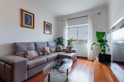 Apartamento T3 para Venda em Agualva e Mira-Sintra