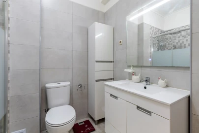Apartamento T3 para Venda em Agualva e Mira-Sintra